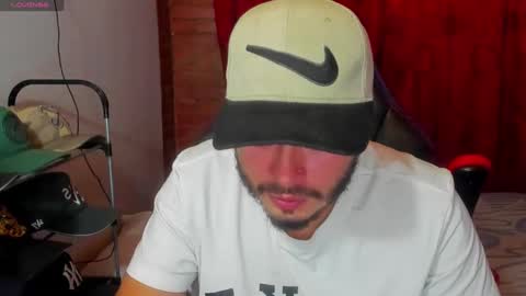 ragnar_lothbrok77 online show from March 11, 1:37 am