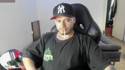 ragnar_lothbrok77 online show from September 22, 10:23 pm