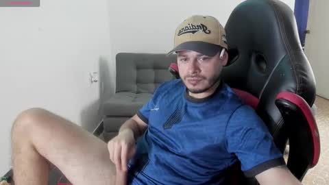 ragnar_lothbrok77 online show from September 26, 6:56 pm