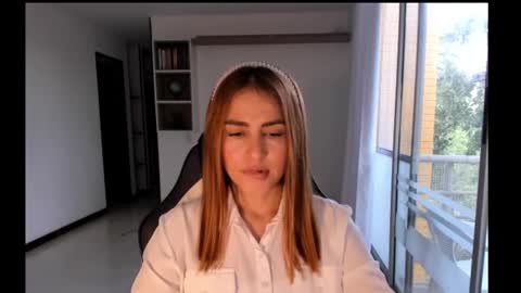 Jennyindependent model . online show from September 14, 8:52 pm