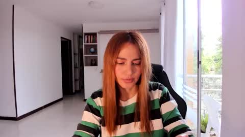 Jennyindependent model . online show from February 13, 6:59 pm