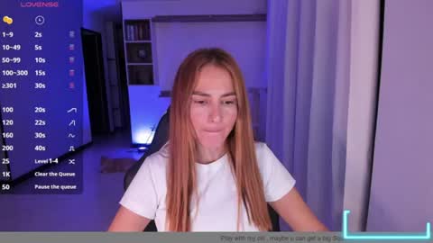Snapshot of rainbow_jenny chatting on June 18, 1:06 am Jennyindependent model . online show from June 18, 1:06 am