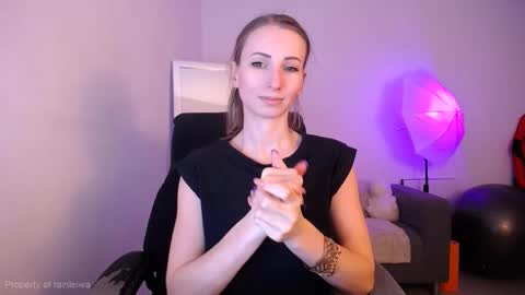 Snapshot of rainleiwa chatting on February 8, 4:32 pm Call me Lei online show from February 8, 4:32 pm