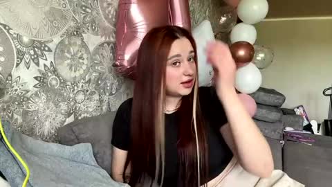 Cherry online show from May 22, 4:52 am
