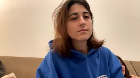 Snapshot of raiyvyn chatting on February 18, 4:48 am Ray Ray online show from February 18, 4:48 am