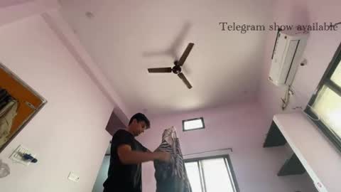 Snapshot of raju_smith chatting on November 24, 6:57 am raju_smith online show from November 24, 6:57 am