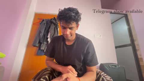 Snapshot of raju_smith chatting on November 28, 8:17 am raju_smith online show from November 28, 8:17 am