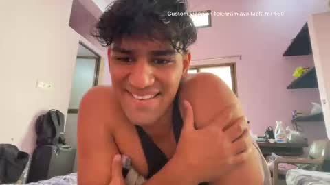 Snapshot of raju_smith chatting on February 6, 7:34 am raju_smith online show from February 6, 7:34 am