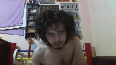 Snapshot of raku2386 chatting on December 8, 9:35 am Ken online show from December 8, 9:35 am