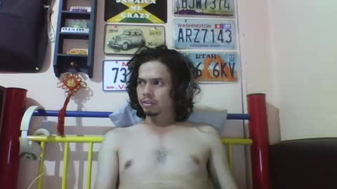 Snapshot of raku2386 chatting on February 18, 1:21 am Ken online show from February 18, 1:21 am