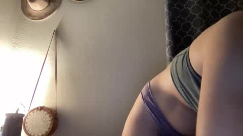 RamonaJ online show from October 27, 3:43 am