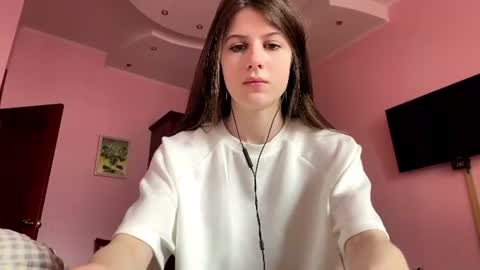 Snapshot of ranajulen chatting on July 1, 9:22 am Anna online show from July 1, 9:22 am