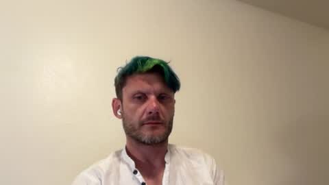 Snapshot of random_sexy chatting on July 16, 3:01 am random_sexy online show from July 16, 3:01 am