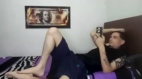 Snapshot of rangel_sex chatting on July 19, 6:22 pm Rangel and Lola online show from July 19, 6:22 pm