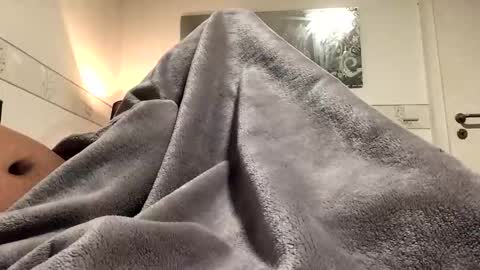 ranj00800 online show from February 1, 5:44 pm