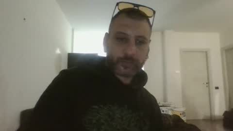 Snapshot of rapzerr chatting on February 3, 8:57 am rapzerr online show from February 3, 8:57 am
