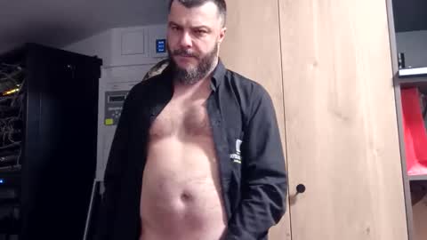 Snapshot of ravart43 chatting on February 15, 1:57 am ravart43 online show from February 15, 1:57 am