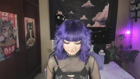 ravencollen online show from March 27, 7:57 pm