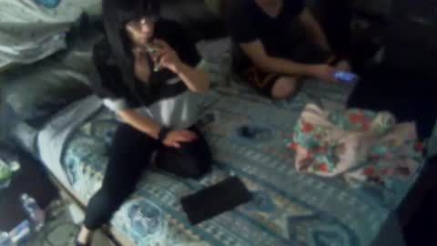 ravenmae34 online show from May 14, 6:31 am