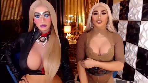 Snapshot of ravenmystiquex chatting on May 16, 8:18 pm ravenmystiquex online show from May 16, 8:18 pm
