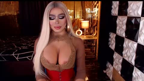 Snapshot of ravenmystiquex chatting on June 21, 12:41 pm ravenmystiquex online show from June 21, 12:41 pm