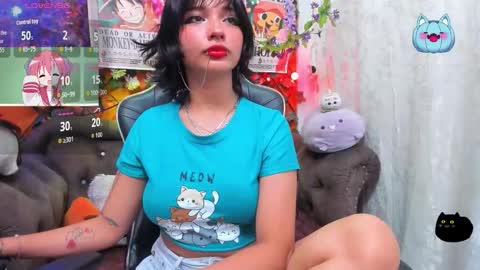 RavenN  online show from February 4, 11:27 am