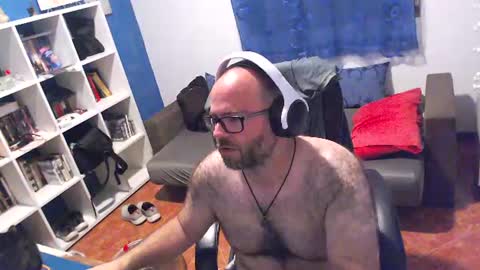 Snapshot of ravingr3d3 chatting on July 3, 11:33 pm ravingr3d3 online show from July 3, 11:33 pm