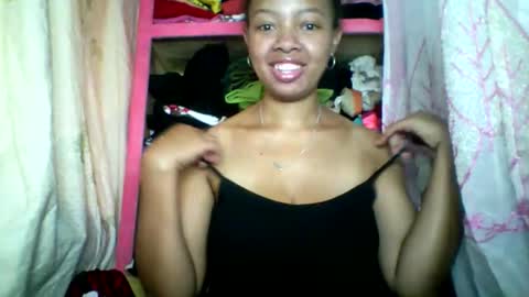 Snapshot of rayana_69 chatting on June 5, 12:55 pm rayana_69 online show from June 5, 12:55 pm