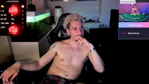 Rayzel online show from June 29, 11:05 pm