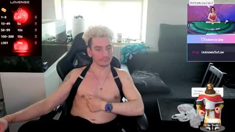 Rayzel online show from July 3, 3:18 pm