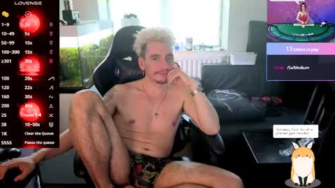 Rayzel White online show from June 25, 5:50 pm