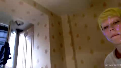  Yrriel Strife Candy-Demon Caveboy mr. Cringe   online show from September 18, 5:20 am