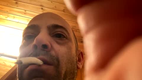 readyforu81 online show from April 1, 8:15 am