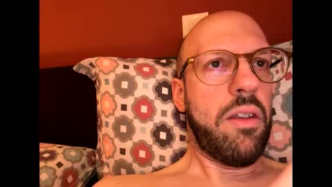 HugeSecret online show from May 28, 2:36 pm