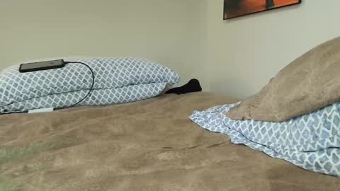 Snapshot of realityunplugged chatting on November 6, 9:10 am realityunplugged online show from November 6, 9:10 am