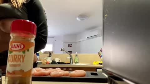 realpussy4 online show from March 18, 1:58 pm