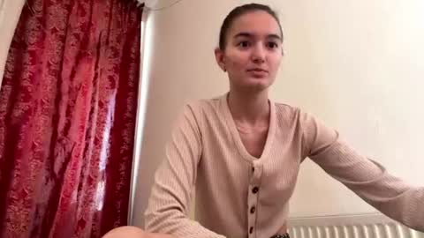 Risa online show from July 4, 7:36 am