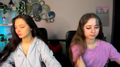 rebecca_smile_ online show from April 2, 5:49 am