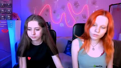 Snapshot of rebecca_smile_ chatting on May 2, 7:19 pm rebecca_smile_ online show from May 2, 7:19 pm