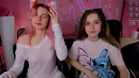 Snapshot of rebecca_smile_ chatting on May 16, 7:12 pm rebecca_smile_ online show from May 16, 7:12 pm