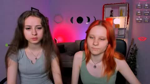 Snapshot of rebecca_smile_ chatting on May 19, 12:22 pm rebecca_smile_ online show from May 19, 12:22 pm