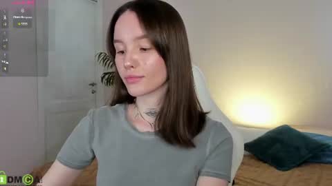 Snapshot of rebecca_vargas chatting on June 16, 12:57 am Rebecca online show from June 16, 12:57 am