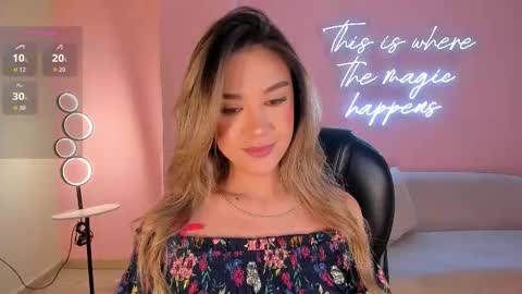 Rebe online show from October 30, 7:25 pm