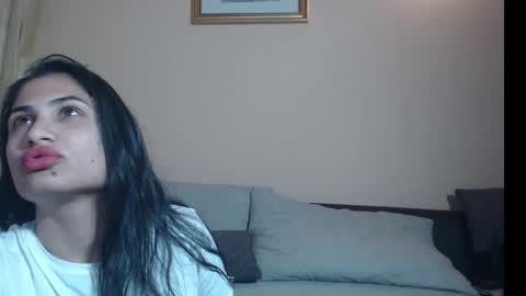 rebecka_sweet online show from May 14, 5:31 pm