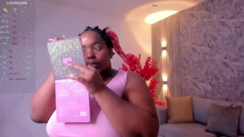 Snapshot of rebeka_spencer chatting on March 5, 11:17 am rebeka online show from March 5, 11:17 am