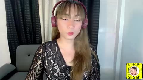 red_kitsune69 online show from March 12, 6:51 am