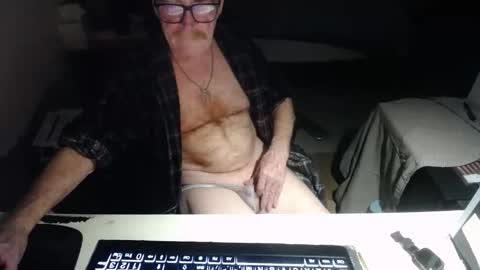 Red online show from May 31, 8:21 am