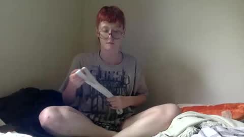 redcassie666 online show from May 31, 12:34 pm