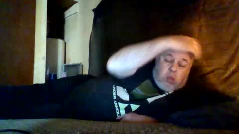 Snapshot of reddragon1195 chatting on November 28, 3:20 am reddragon1195 online show from November 28, 3:20 am