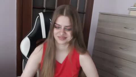 Snapshot of redhead_rabbit chatting on July 22, 3:09 am Lily online show from July 22, 3:09 am